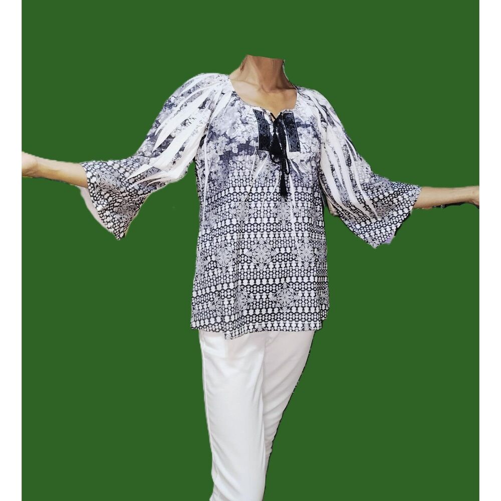 One World Black White Boho Floral Geometric Tassel Tie Flowy Top Size Small